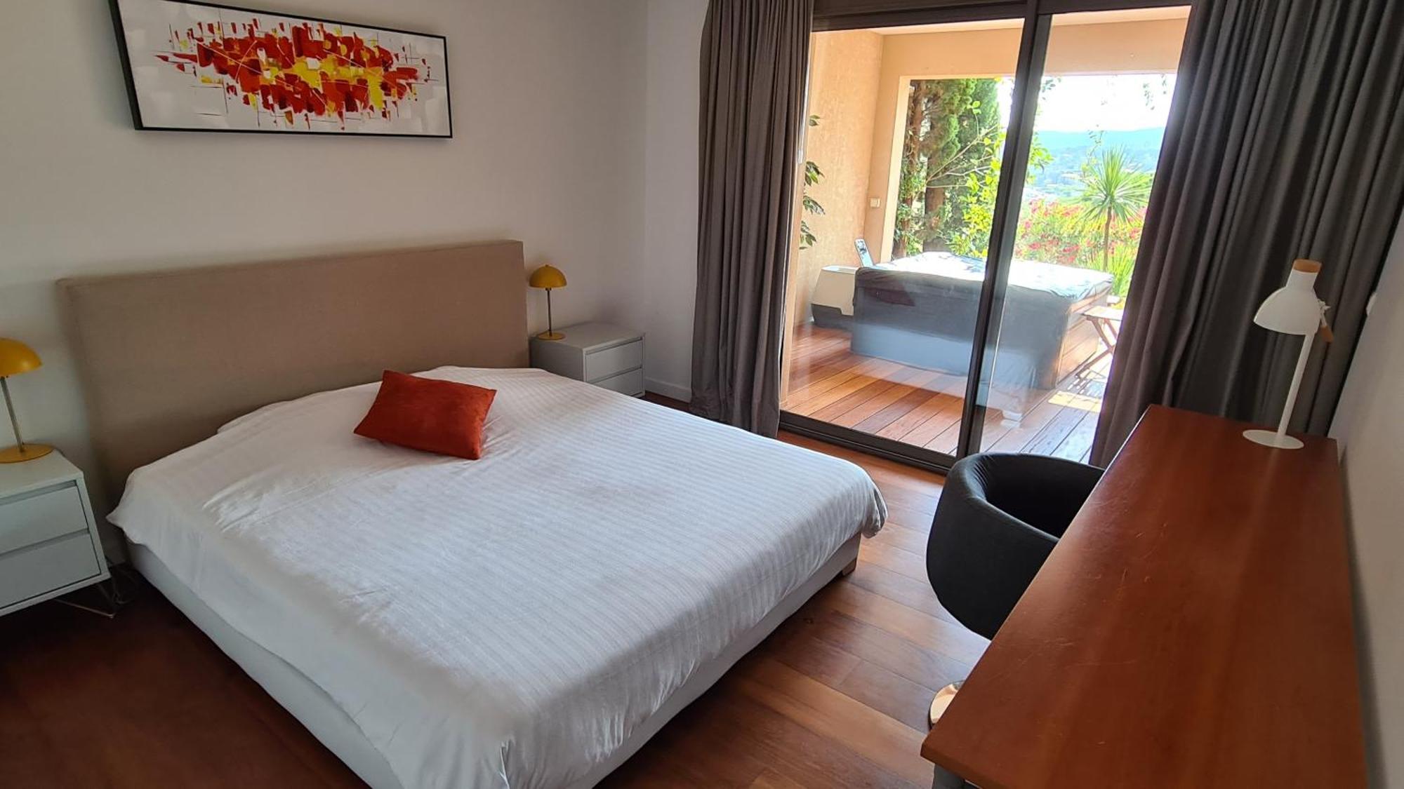 Hpc Suites - Cassis Centre - Parking Gratuit & Piscine Chauffee Zimmer foto