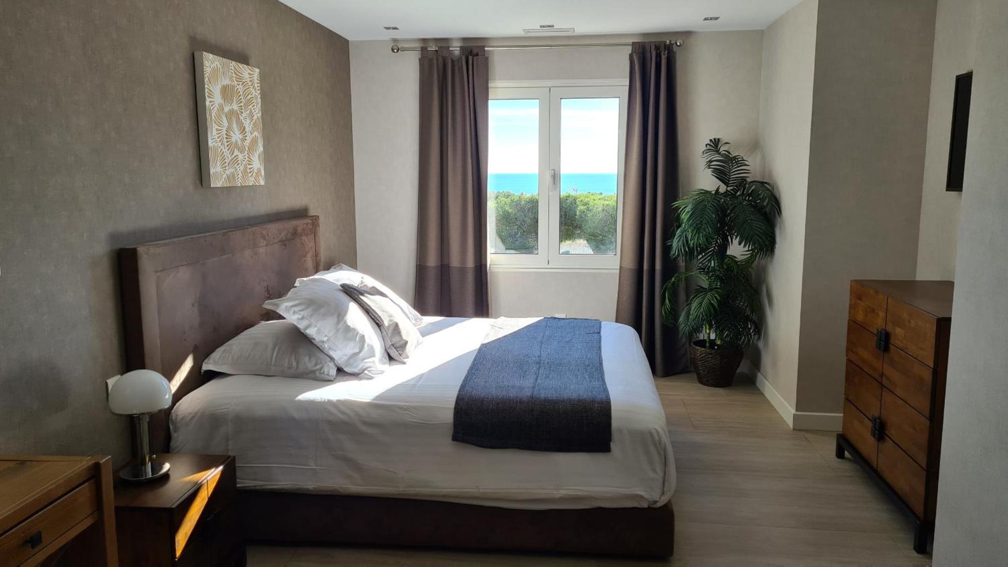 Hpc Suites - Cassis Centre - Parking Gratuit & Piscine Chauffee Zimmer foto