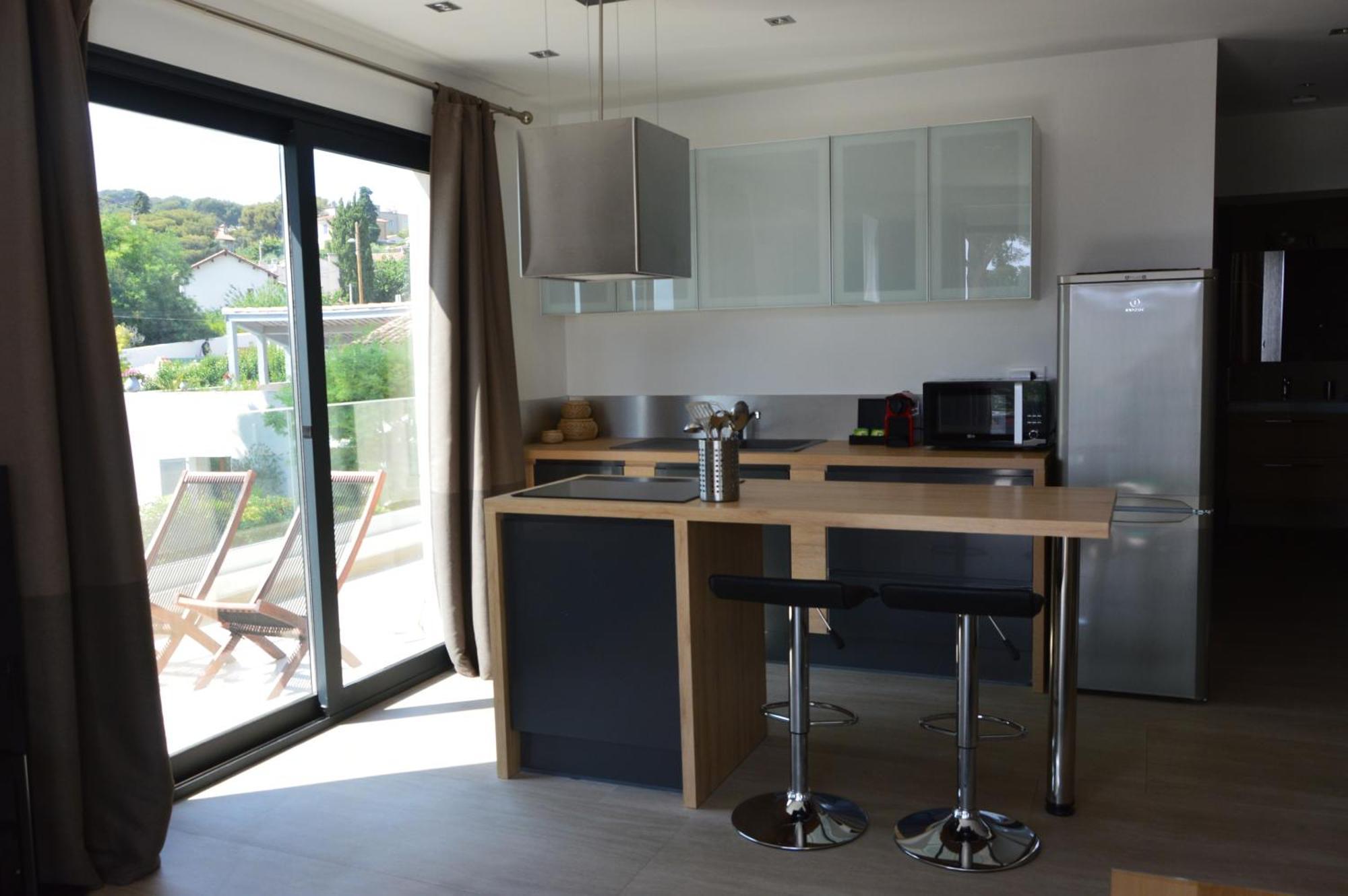 Hpc Suites - Cassis Centre - Parking Gratuit & Piscine Chauffee Zimmer foto