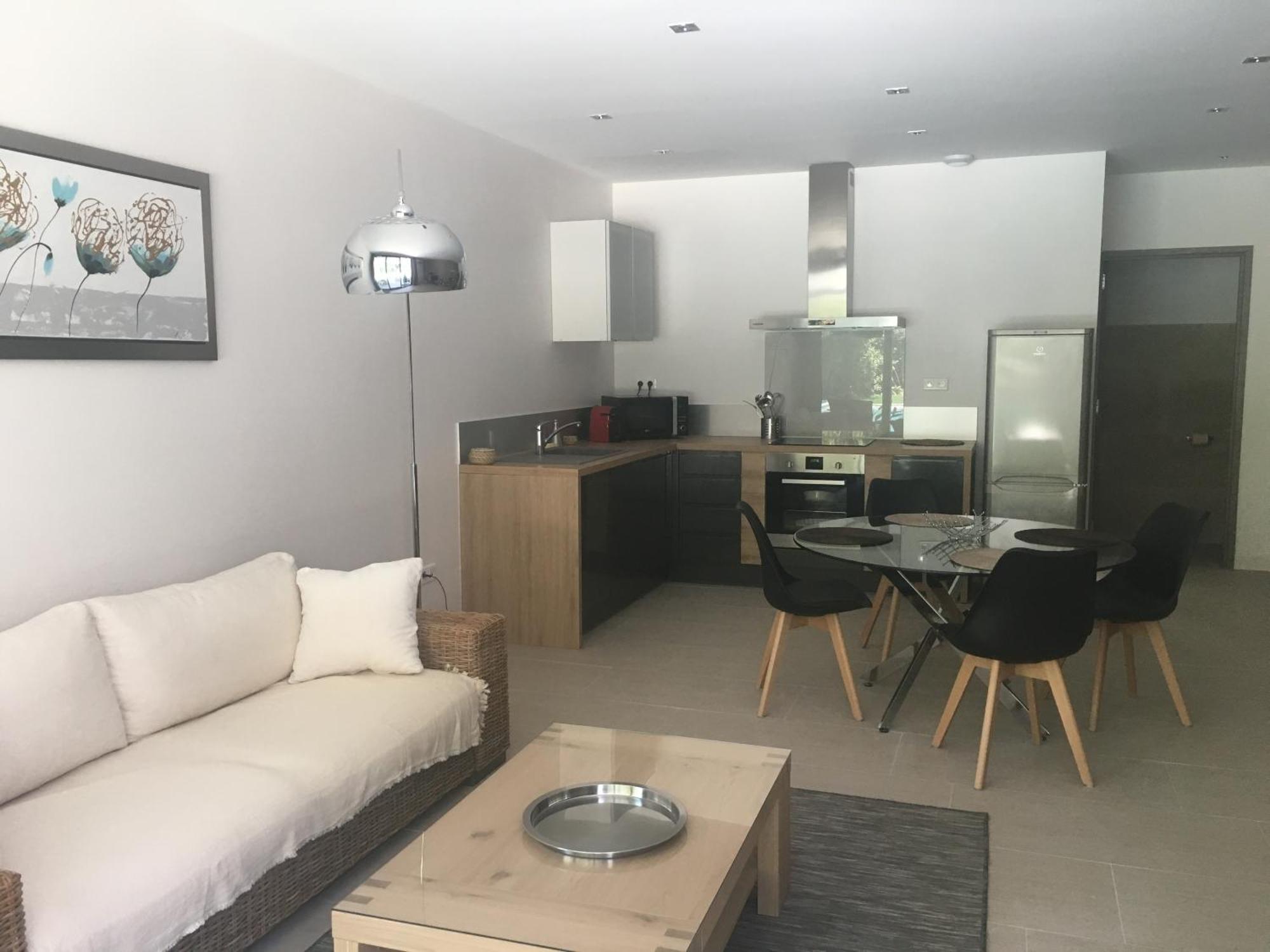 Hpc Suites - Cassis Centre - Parking Gratuit & Piscine Chauffee Zimmer foto