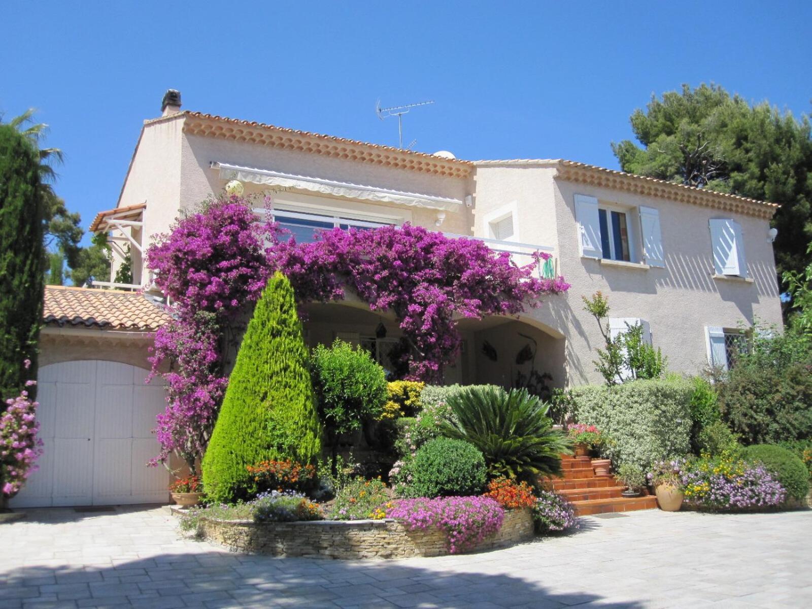 Hpc Suites - Cassis Centre - Parking Gratuit & Piscine Chauffee Zimmer foto