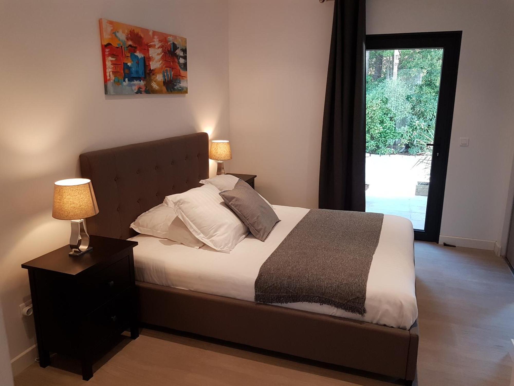 Hpc Suites - Cassis Centre - Parking Gratuit & Piscine Chauffee Zimmer foto